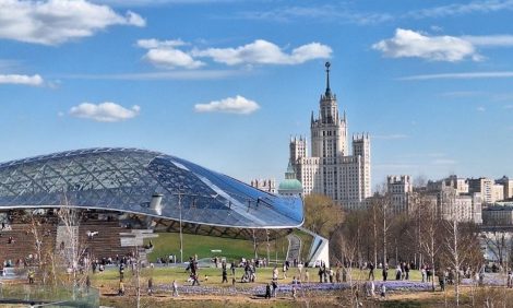 Москва Weekly: ярмарка интеллектуальной литературы non/fictioN весна, выставка &laquo;1990-е. Не&nbsp;вскрывать&raquo; и&nbsp;пасхальный бранч в&nbsp;отеле &laquo;Балчуг Кемпински Москва&raquo;