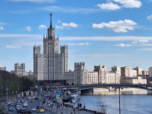 Москва Weekly: пятый выпуск ярмарки современного искусства |catalog|, премьера спектакля &laquo;Скучная история&raquo; в&nbsp;Театре Маяковского и&nbsp;весенний маркет &laquo;Мосвинтаж&raquo;