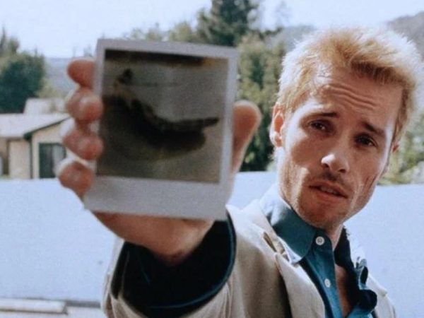 &laquo;Помни&raquo;: культовый психологический детектив Кристофера Нолана выйдет в&nbsp;повторный прокат 2&nbsp;июля