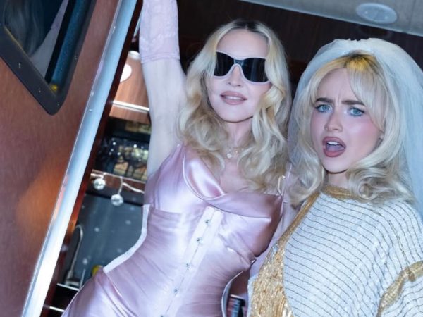 &laquo;Будто во&nbsp;сне&raquo;: 67-летняя Мадонна выступила на&nbsp;Coachella вместе с&nbsp;Сабриной Карпентер