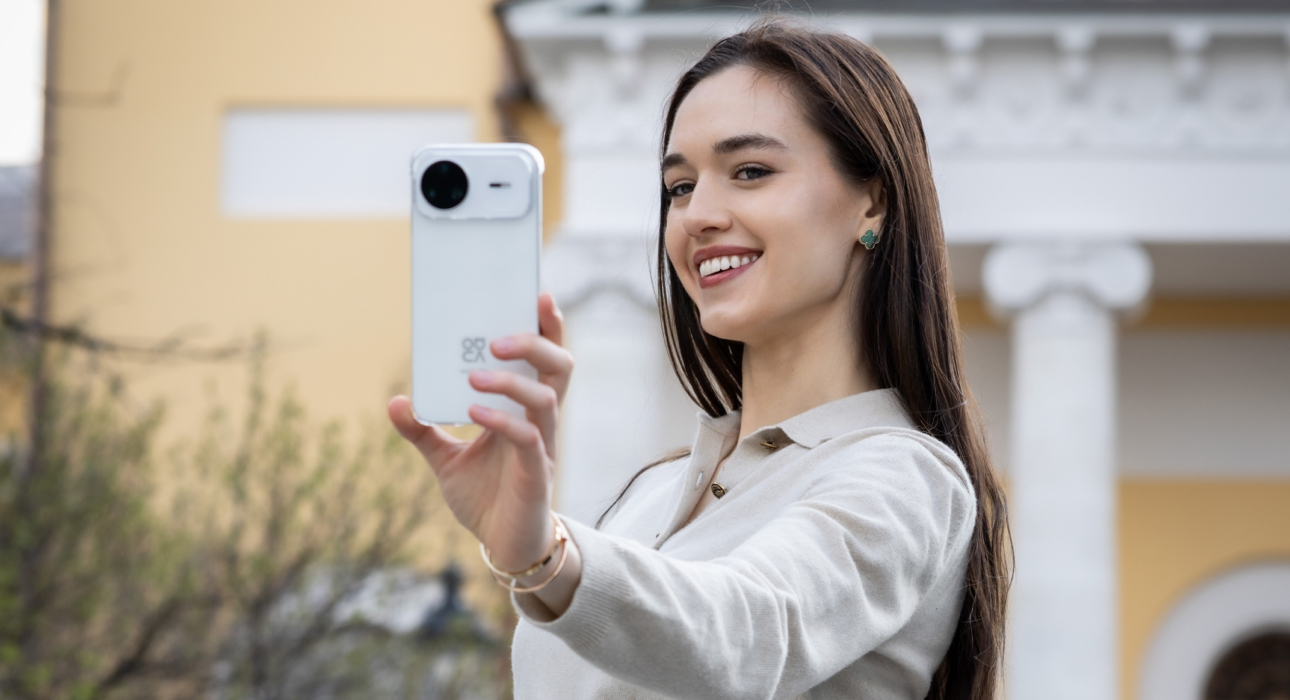 София Мягких и HUAWEI nova 15 Pro