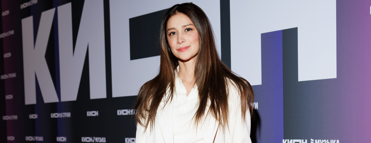 Светский бэкстейдж: Равшана Куркова, Марина Александрова и&nbsp;другие звезды на&nbsp;пятилетии онлайн-кинотеатра