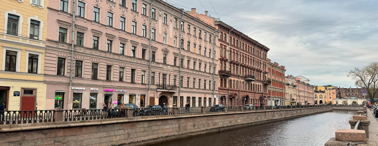 Питер Weekly: китайская акробатическая драма &laquo;Лебедь&raquo;, выставка &laquo;Вселенная в&nbsp;миниатюре&raquo; в&nbsp;Эрмитаже и&nbsp;новый ресторан Persimmon