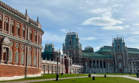 Москва Weekly: опера &laquo;Война и&nbsp;мир&raquo; в&nbsp;постановке Андрея Кончаловского, выставка &laquo;Хрупкое искусство. Пастель&raquo; и&nbsp;концерт группы &laquo;Три дня дождя&raquo;