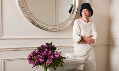 Мода. Хроники недели: тысячи цветов Dior, премьера трейлера &laquo;Марк глазами Софии&raquo; и&nbsp;свежая съемка Юлии Высоцкой в&nbsp;жанре tradwife