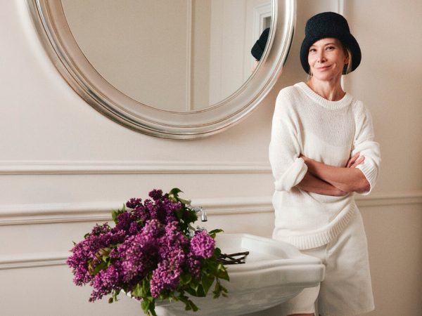 Мода. Хроники недели: тысячи цветов Dior, премьера трейлера &laquo;Марк глазами Софии&raquo; и&nbsp;свежая съемка Юлии Высоцкой в&nbsp;жанре tradwife