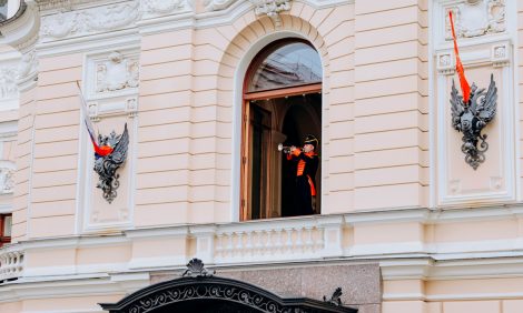 &laquo;Императорский полдень&raquo;: каждое воскресенье слушаем мини-концерт во&nbsp;дворе Капеллы в&nbsp;Санкт-Петербурге