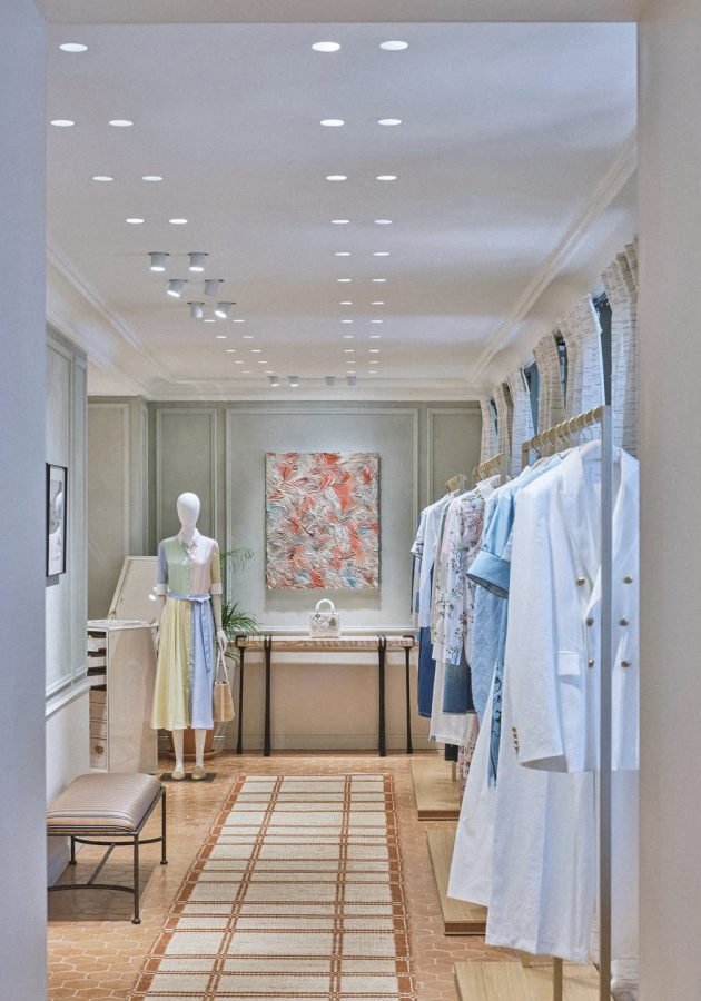 Бутик Dior