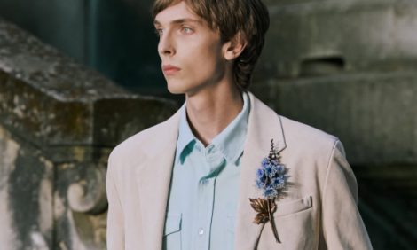 Men in Style. Скучающие аристократы, рейв и немного истории: как прошел летний показ Dior Homme в Париже