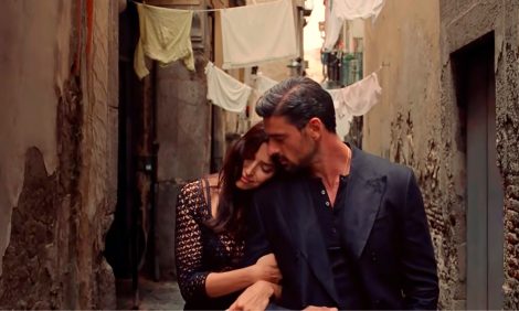 Неаполитанская страсть: Ирина Шейк и&nbsp;Микеле Морроне в&nbsp;новой кампании Dolce &amp;&nbsp;Gabbana Your Devotion, вдохновленной фильмом &laquo;Малена&raquo;