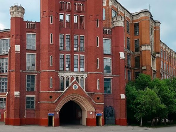 Снос или спасение? Архитекторы и&nbsp;урбанисты рассуждают о&nbsp;будущем неоготического комплекса Электрозавода