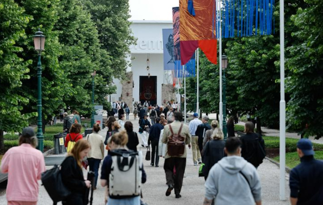Евросоюз лишил Венецианскую биеннале гранта из-за участия России