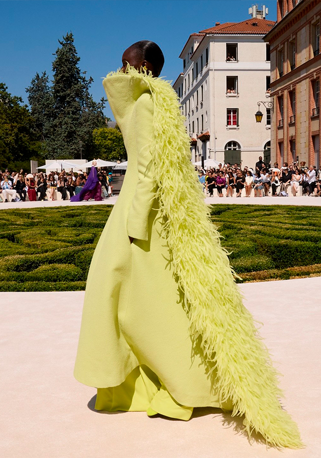 Кутюрной коллекцией Balenciaga
