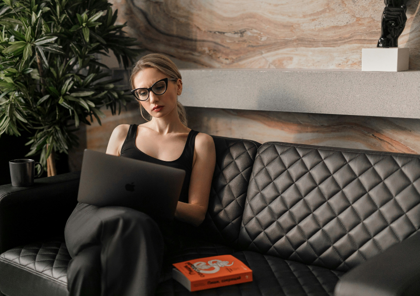 Work-Life Balance: холдинг «Я» — реструктуризация на приеме у психотерапевта