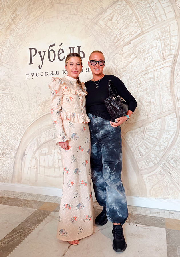Елена Пинская и Алина Буре