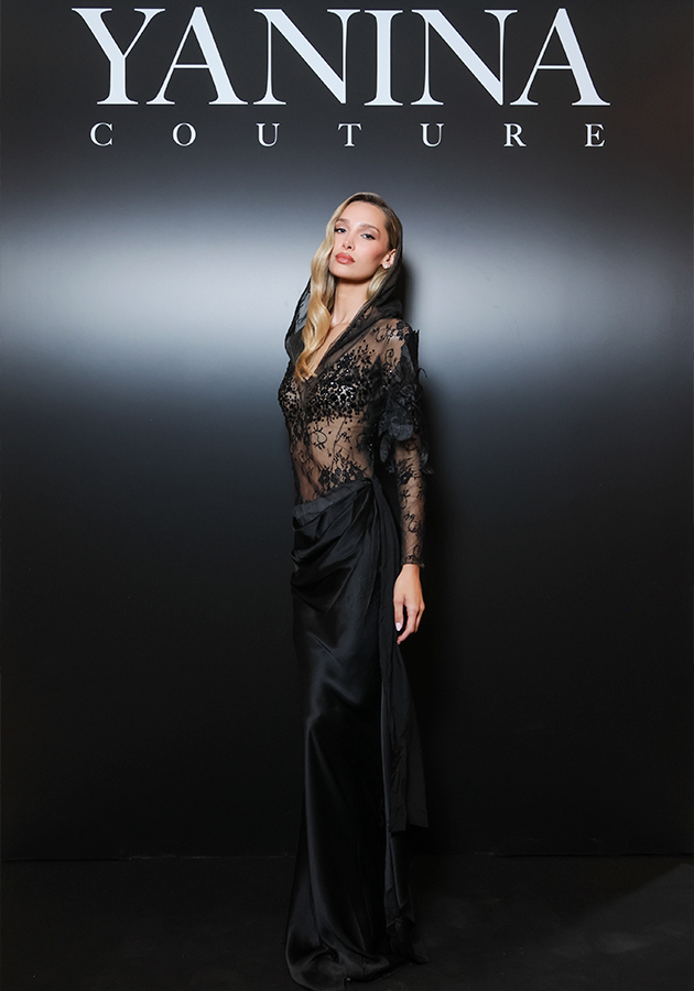 Глория Феррари (в образе YANINA Couture)