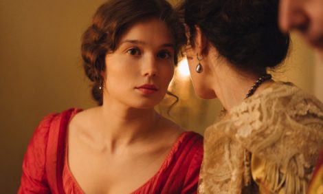 Posta Сериалы: завершились съемки драмы «Капитанская дочка» с Олегом Савостюком, Евгенией Леоновой и Сергеем Безруковым