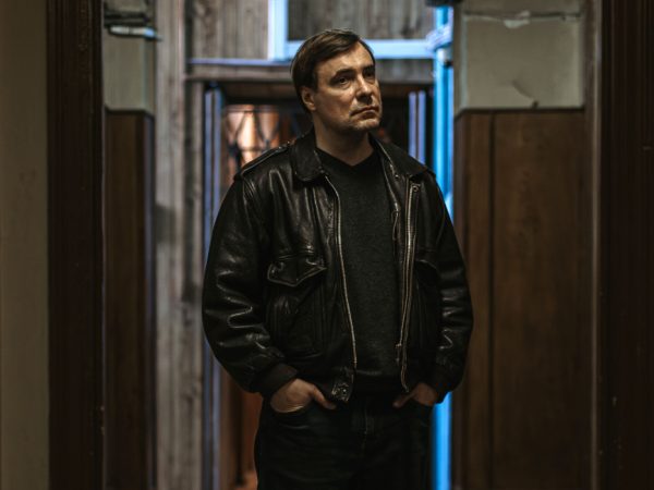 Posta Сериалы. «Фишер» возвращается в 90-е: новый маньяк, Евгений Цыганов в главной роли и улицы Твери