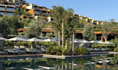 Каникулы в&nbsp;Maxx Royal Bodrum: новый стейк-хаус от&nbsp;Дани Гарсии, лучшие виды на&nbsp;море и&nbsp;стильные вечеринки в&nbsp;баре Cave
