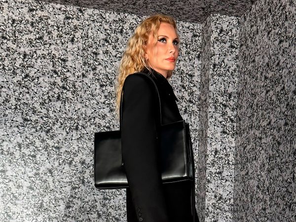 Мода. Хроники недели: бьюти-коллаб Louis Vuitton и Пэт Макграт, самая стильная собака по версии Vogue и Этери Тутберидзе в рекламе российского бренда