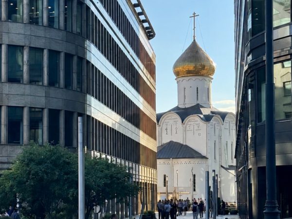 Москва Weekly: «Эмбер Фест», фламенко-шоу на панорамной крыше «Омега» и фестивалей автомобильной культуры «АвтоВыходные»