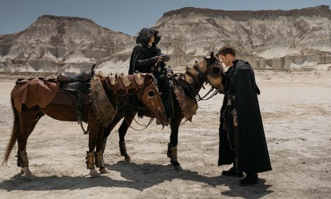 Posta Сериалы: &laquo;Трудно быть богом&raquo;&nbsp;&mdash; новый трейлер и&nbsp;кадры со&nbsp;съемочной площадки