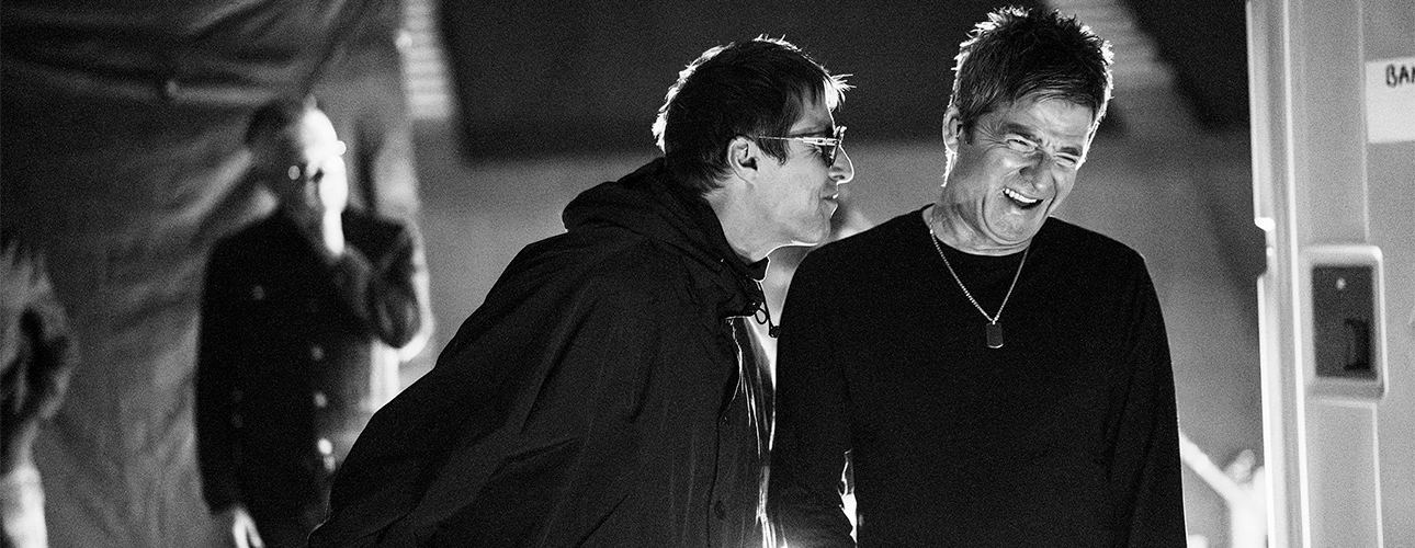 Don&rsquo;t Look Back In&nbsp;Anger: Oasis возвращаются на&nbsp;экраны&nbsp;&mdash; смотрим новый трейлер документалки о&nbsp;воссоединении группы