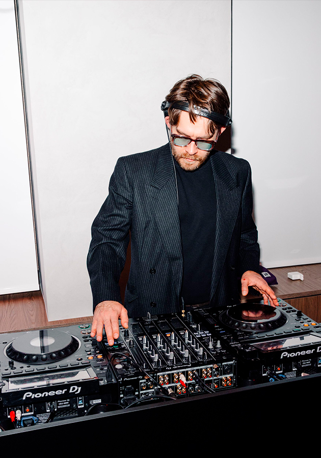 DJ Егор Холкин