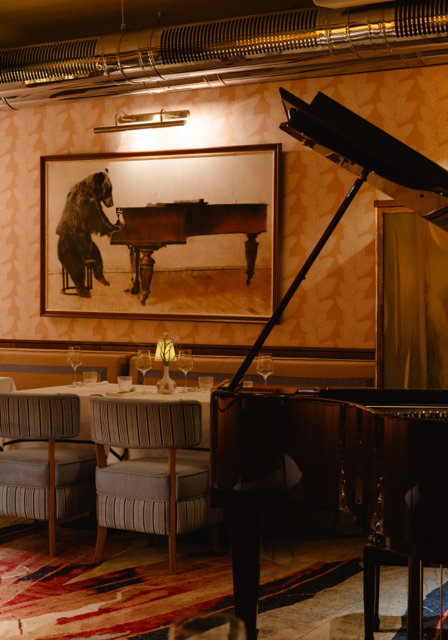 Niki Piano Bar