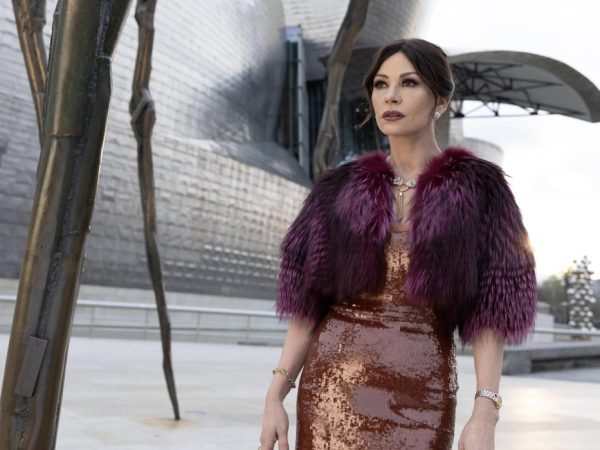Posta Сериалы: смотрим трейлер криминального триллера &laquo;Убить Джеки&raquo; с&nbsp;Кэтрин Зета-Джонс в&nbsp;главной роли