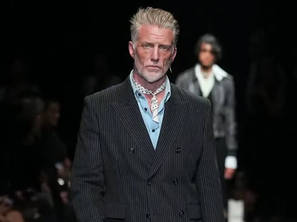 Style Notes: музыкант Джош Хомме&nbsp;&mdash; на&nbsp;подиуме модного шоу Ann Demeulemeester