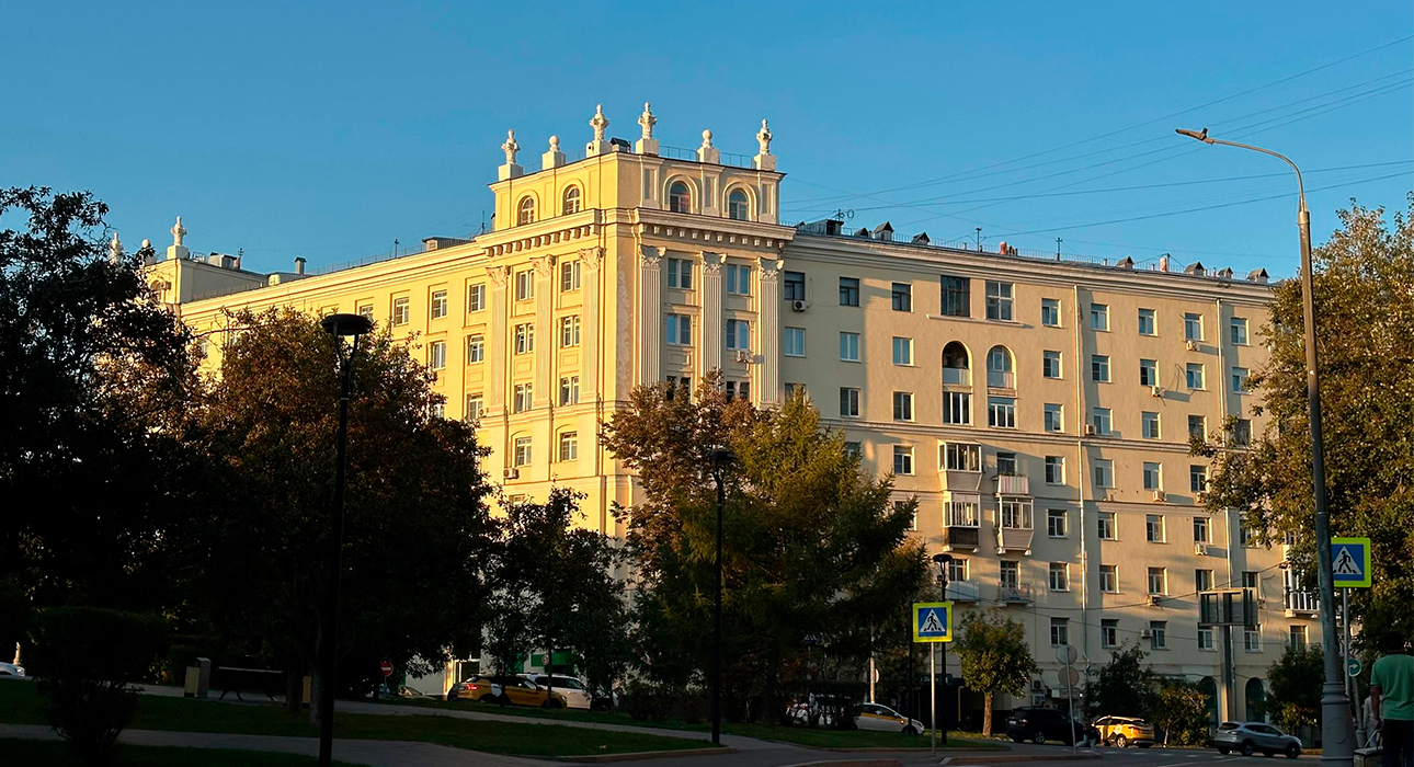 Москва Weekly: спектакль «Русский роман», выставка «Гюстав Файе и русские коллекционеры» в ГМИИ им. Пушкина и фестиваль актуальной музыки SOUND UP
