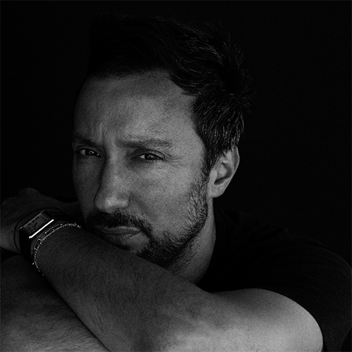 Style Notes: теперь официально&nbsp;&mdash; дизайнер Энтони Ваккарелло покидает модный дом Saint Laurent