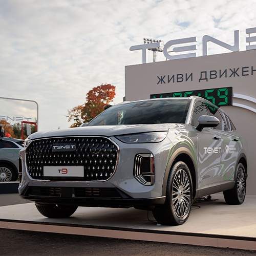 Posta Авто: финал турнира &laquo;Первая ракетка Esteo&raquo;, сотрудничество Hongqi и&nbsp;XII Санкт-Петербургского международного форума объединенных культур и&nbsp;партнерство Tenet и&nbsp;13-го Московского марафона