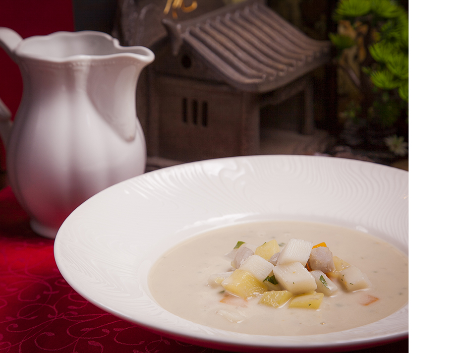 Вегетарианский суп с тыквой, ямсом, таро и картофелем (530 руб.) 