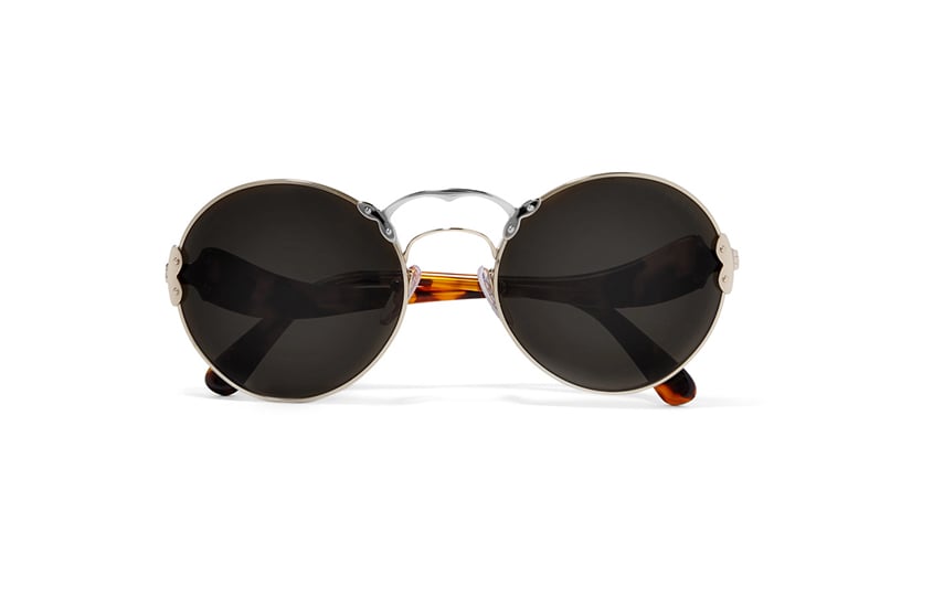 Альтернативная версия: солнечные очки Prada   