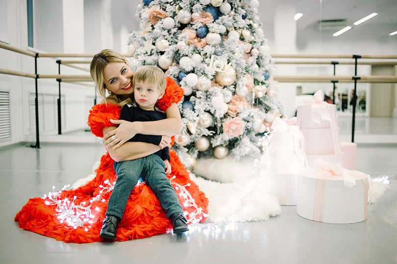 #familytimeseasons: Ксения Белая (хореограф и основатель детской хореографической студии) с дочкой Евой и сыном Егором