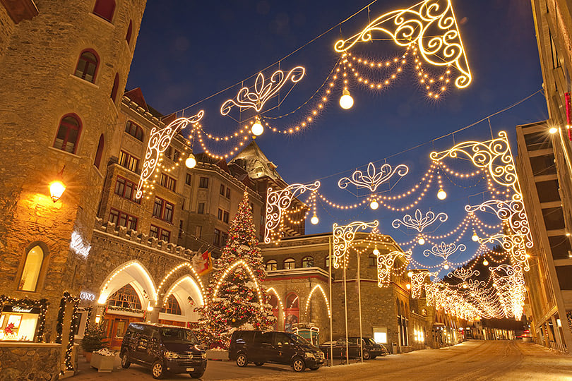 Куда поехать на Новый год: русские традиции в швейцарском Санкт-Морице