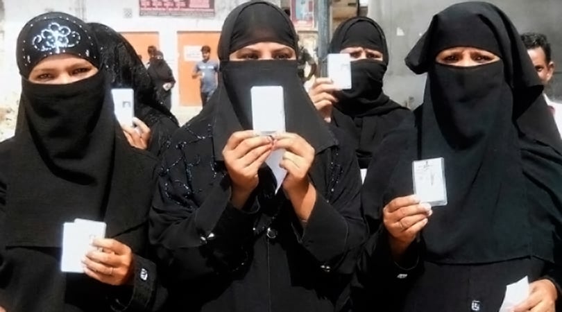 Впервые в истории Саудовской Аравии женщины были допущены к выборам