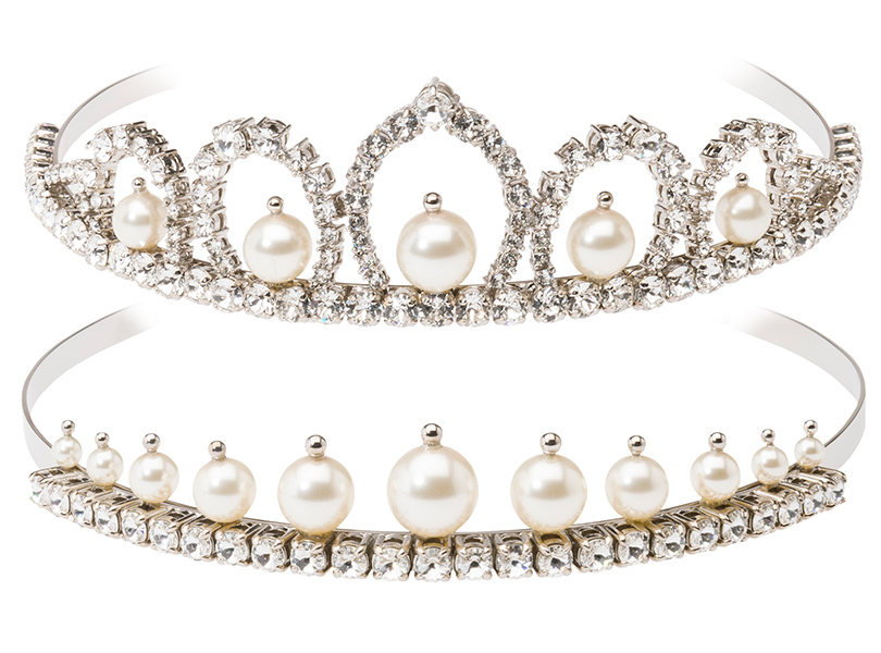 Style Notes: какую бижутерию выбрать этим летом? Новая коллекция бижутерии The Queens Jewel дизайнеров Miu Miu