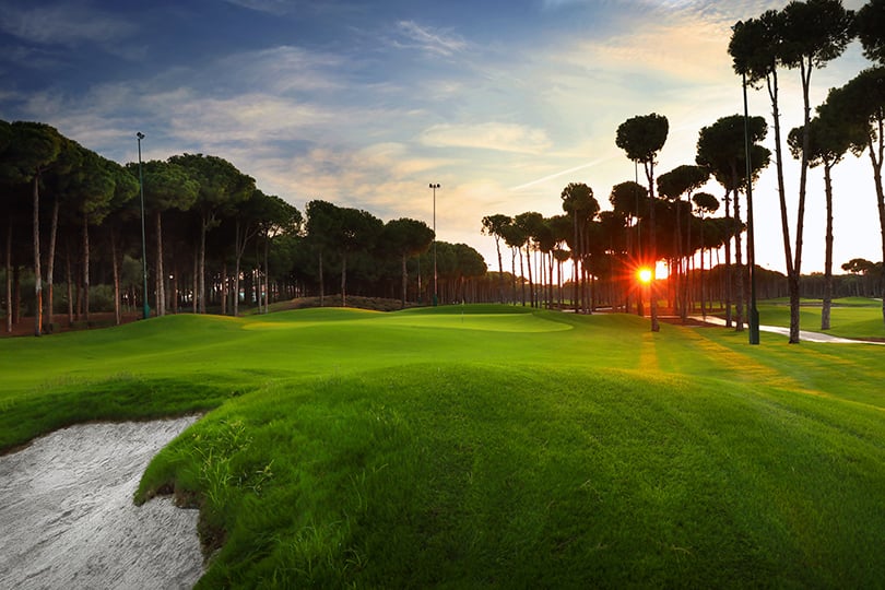 Планы на лето: играем в гольф в Regnum Carya Golf & Spa Resort в Белеке