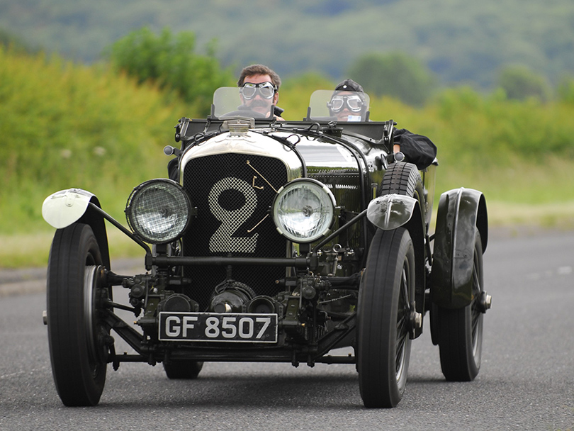 Cars with Jan Coomans.  Richard Charlesworth exclusive interview — story of a Bentley legend