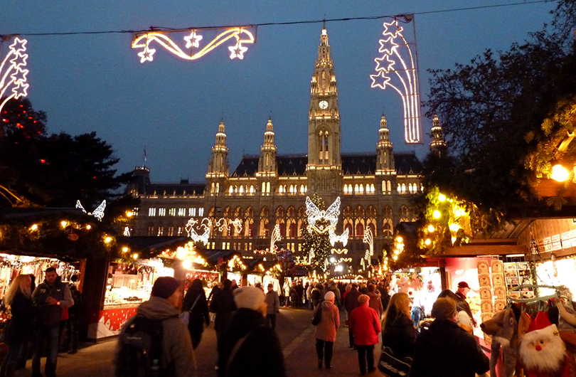Новый год в Вене: вальс и фейверверк