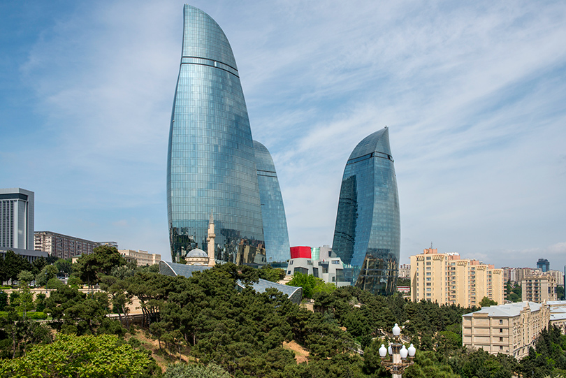 Идея на каникулы: историческая современность Баку