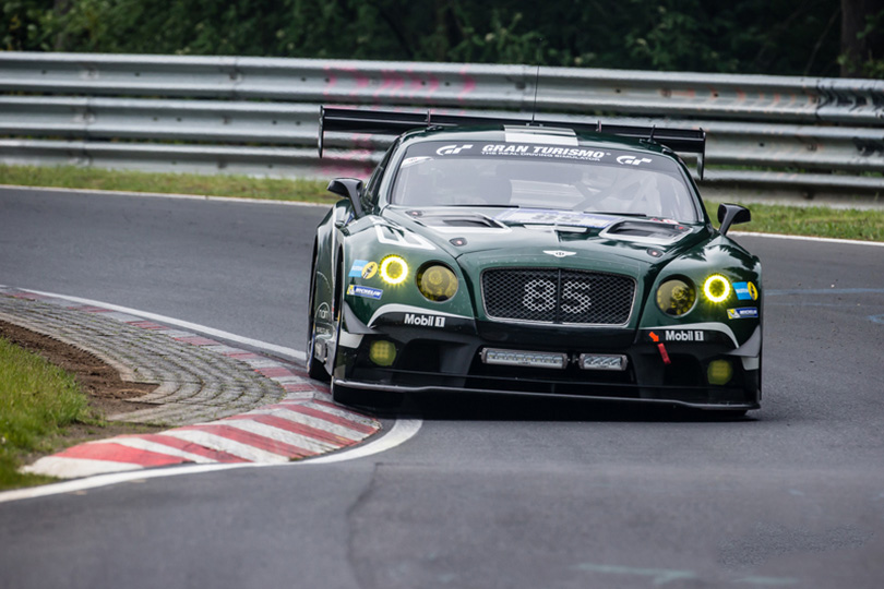 Cars with Jan Coomans.  Richard Charlesworth exclusive interview — story of a Bentley legend