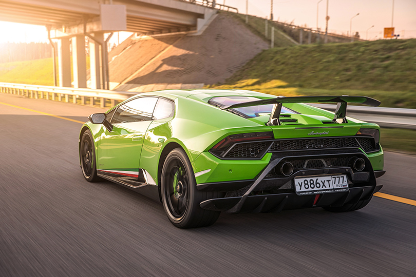 Cars with Jan Coomans. Lamborghini Huracan Performante