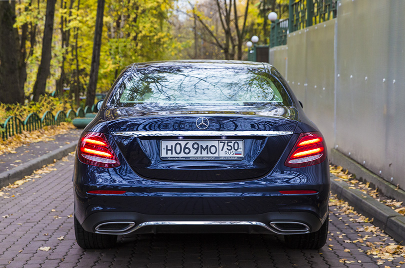 Cars with Jan Coomans: Mercedes E-class 220d review