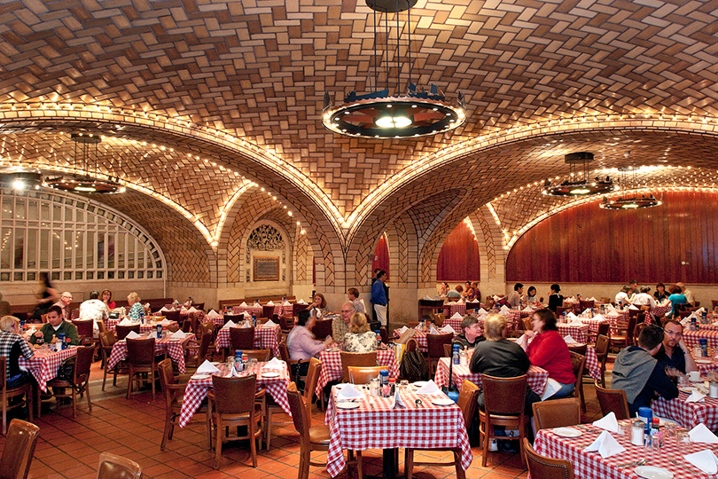 На бегу: лучшие рестораны в аэропортах и на вокзалах. Grand Central Oyster Bar