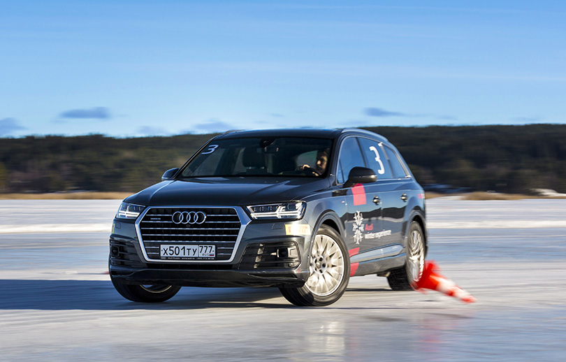 Cars with Jan Coomans. Audi Winter experience: taming a frozen lake with the Audi Q7