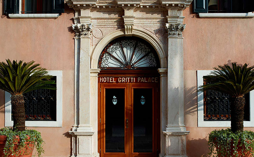 В отель как в музей: где остановиться в Италии, чтобы жить среди произведений искусства. The Gritti Palace (Campo Santa Maria del Giglio), Венеция
